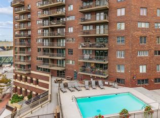 300 Walnut St #1509, Des Moines, IA 50309