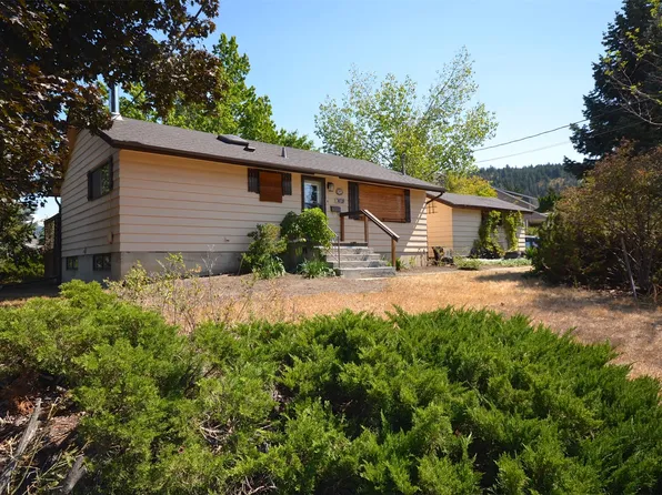 7609 Cunliffe Rd, Coldstream, BC V1B 1T4