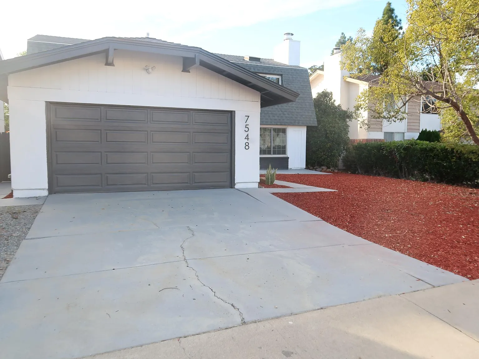 7548 Margerum Ave — Photo 2