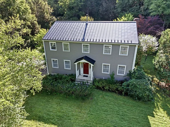 87 Montague Rd, Westhampton, MA 01027