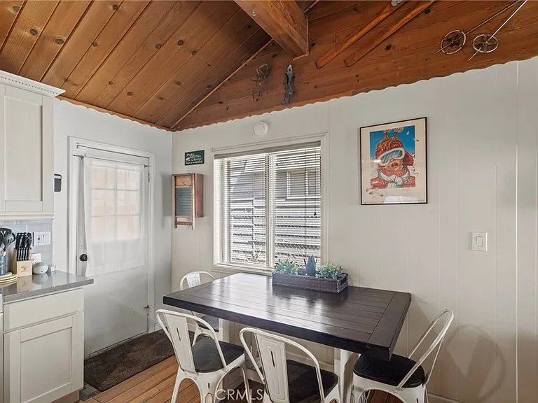 1029 W Aeroplane Blvd — Photo 8