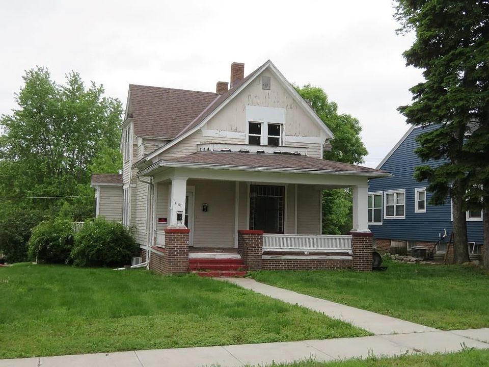 2nd image of 1601 W Norfolk Ave
