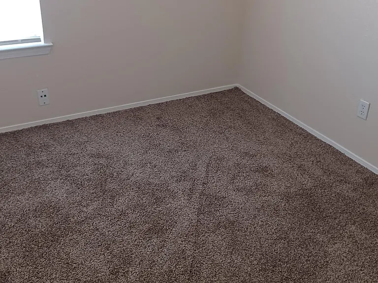 5760 W Valley Cir — Photo 2