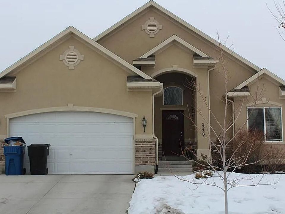 1st image of 5530 N Windsor Way