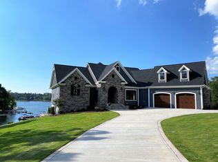 2165 Lometa Rd, York, SC 29745