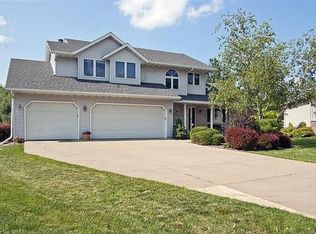305 Worthington Ct, Waunakee, WI 53597