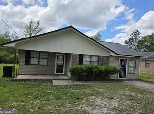 1513 Wynn Ave, Douglas, GA 31533