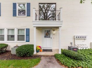 48 Swan Trl, Fairport, NY 14450