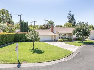 3736 Font St, Sacramento, CA 95821