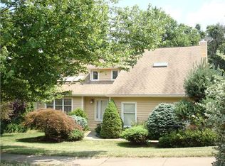 15 Tower Rd, Middletown, CT 06457