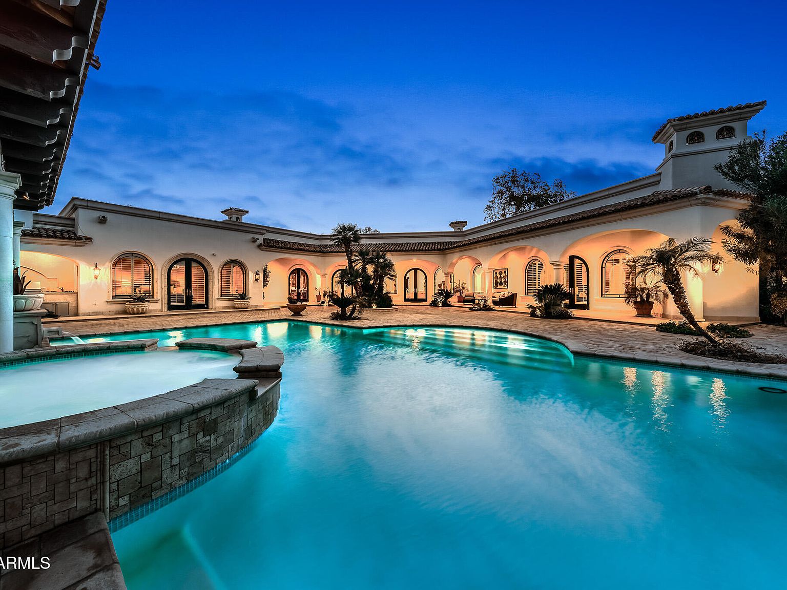 4900 E Desert Fairways Dr