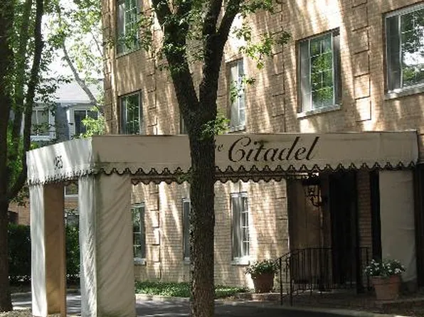 1455 Shermer Rd APT 404C, Northbrook, IL 60062