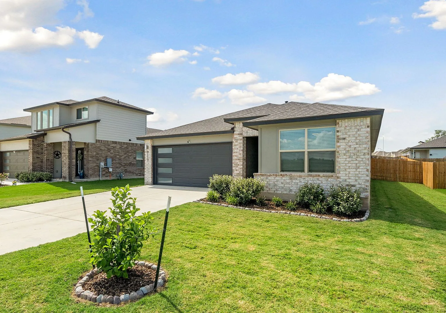 1117 Tipton St Georgetown, TX. 78633 — Photo 3