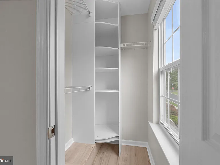 115 Goldfinch Ct #237 — Photo 18