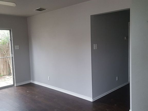 2nd image of 315 Mescalero Dr