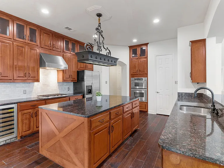 2417 Brenham Dr — Photo 8