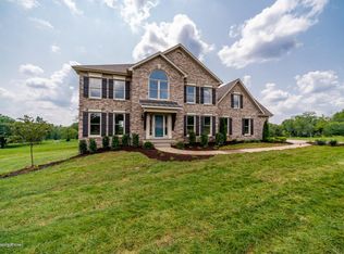 4002 Thomas Farm Dr, Louisville, KY 40299