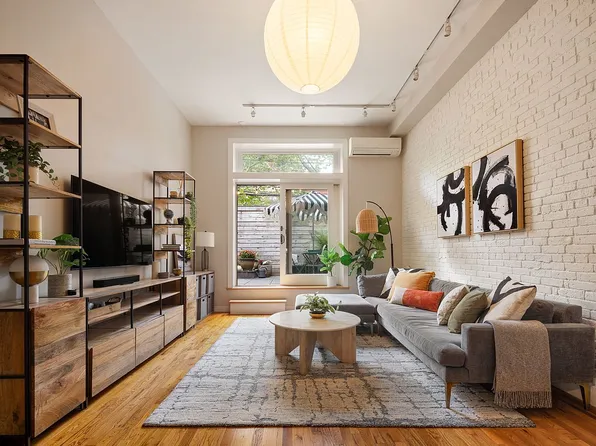 113 Sterling Pl APT 4, Brooklyn, NY 11217