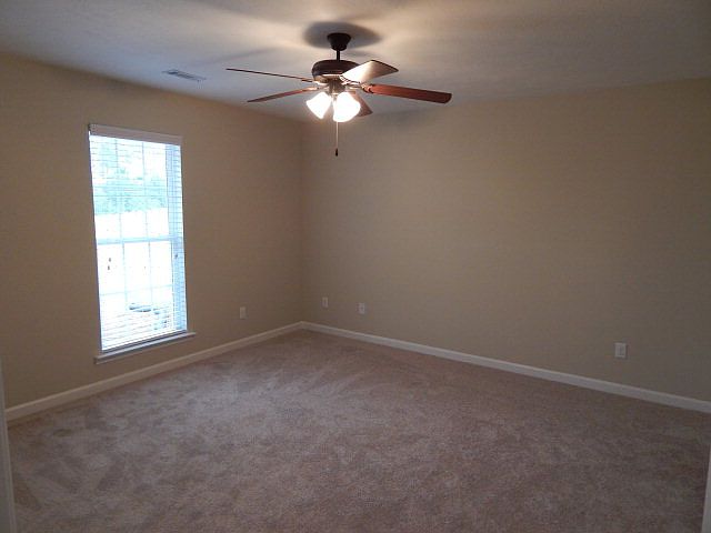 2nd image of 207 Bobwhite Dr