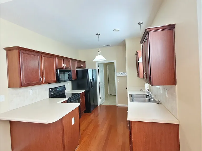 189 Fleets Island Dr — Photo 5
