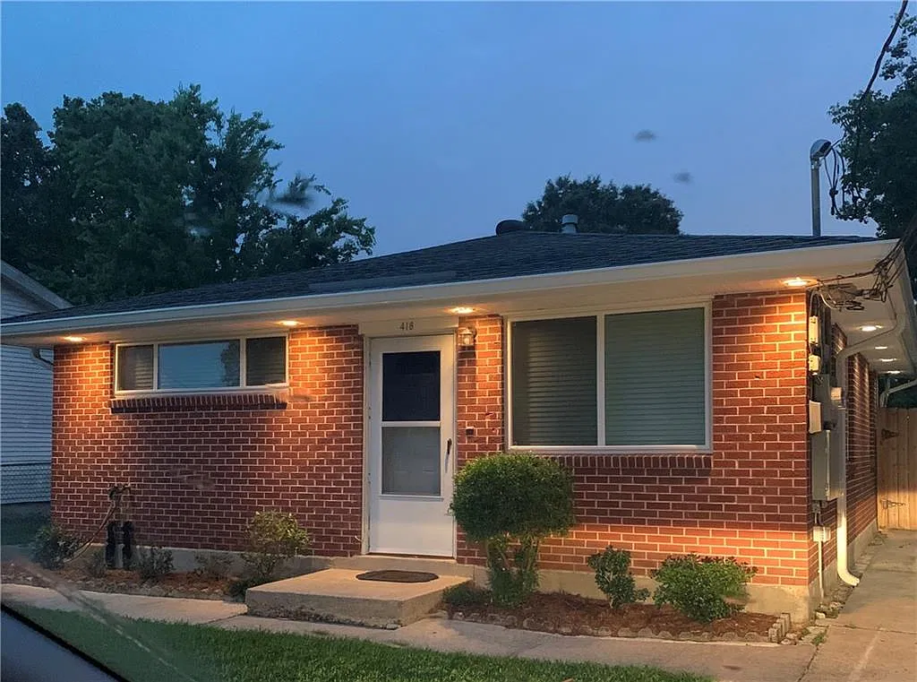 2 bed, 750 sqft, $1,350 — Photo 2