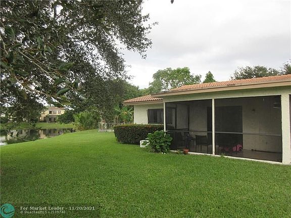 4th image of 11160 NW 35th Pl