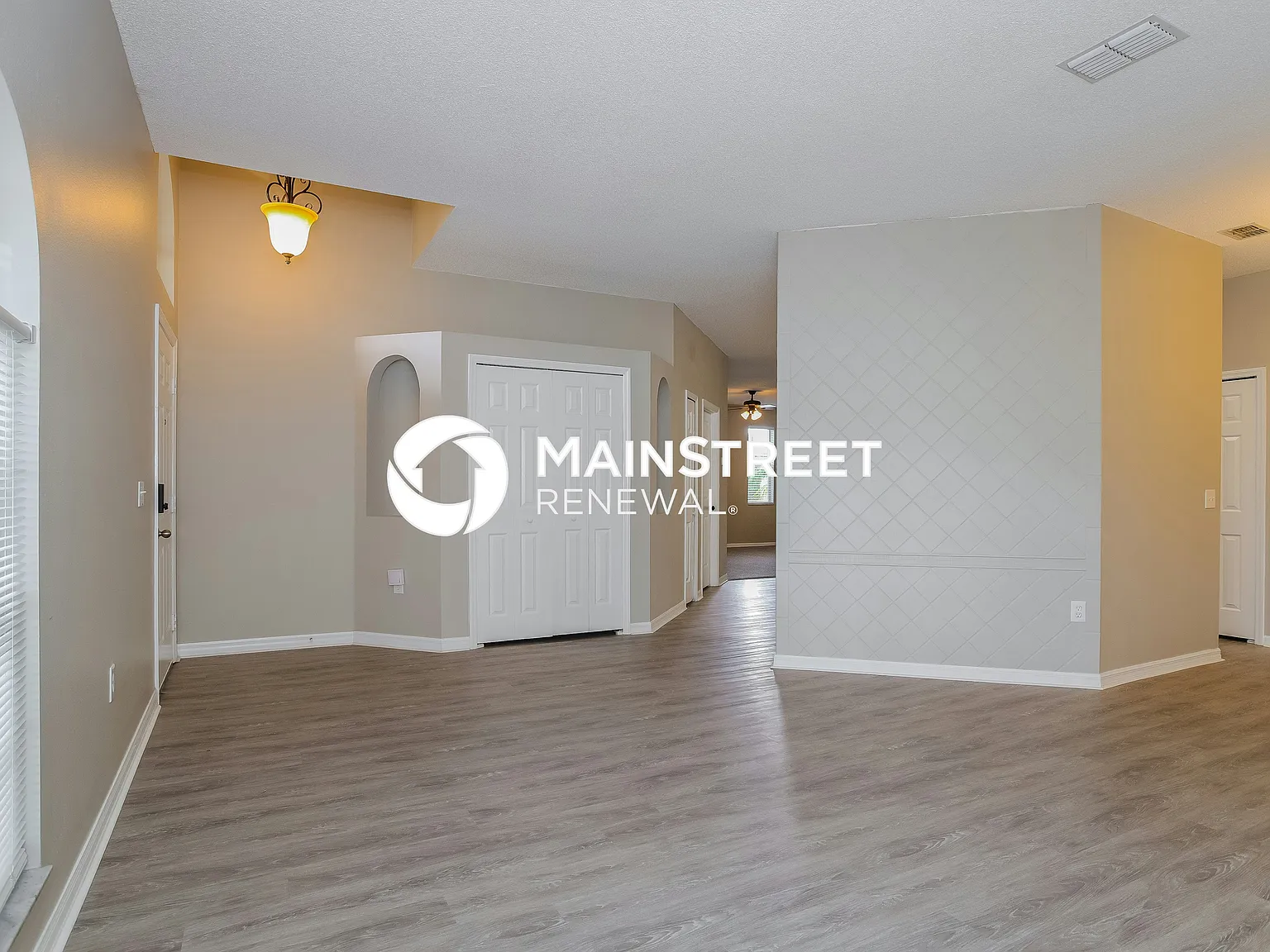 421 Peppermill Circle — Photo 2