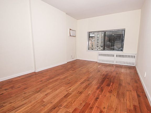 5th image of 9 E 32nd St APT 1D