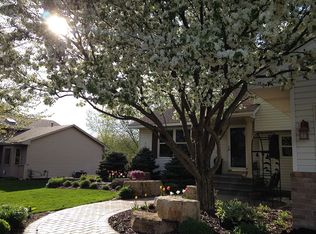 1358 Highland Rd, Stillwater, MN 55082