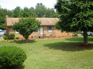 1419 Edgewood Rd, Bessemer City, NC 28016