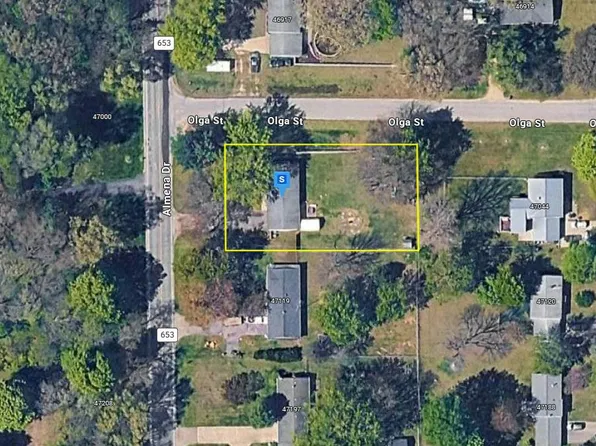47041 County Road 653, Paw Paw, MI 49079