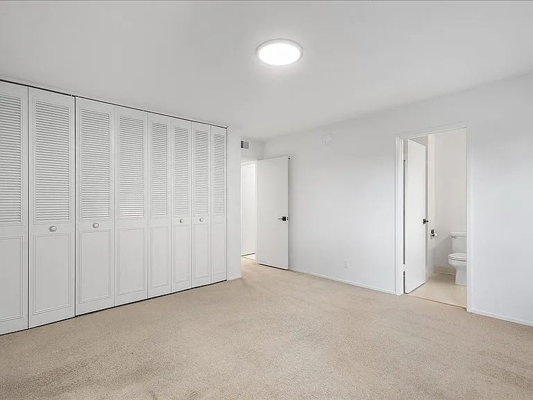 3225 Briggs Ave #F - 2 bedroom / 2 bathroom — Photo 13