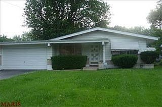2nd image of 10107 Edgefield Dr