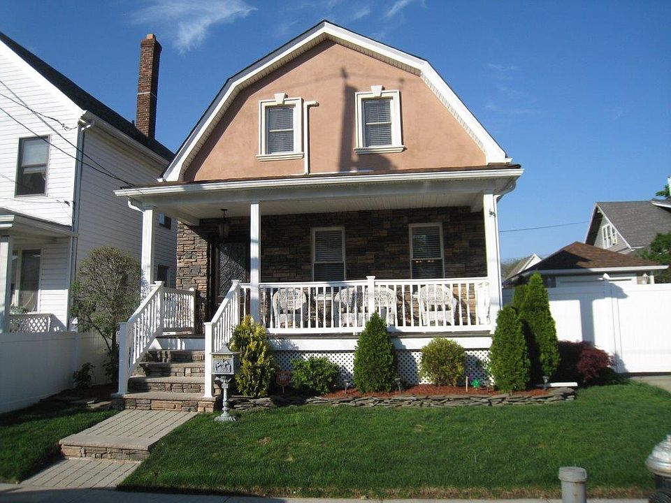 1st image of 217 Lee Ave
