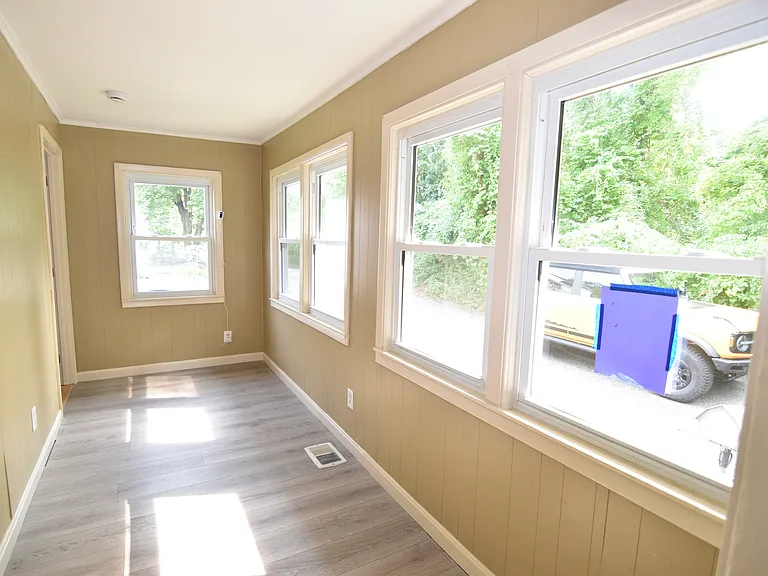 55 Pike St — Photo 15