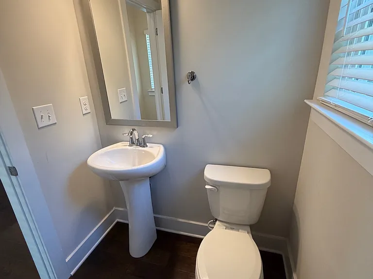3782 Oxford Cir — Photo 14