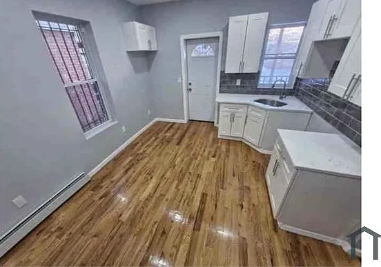 1513 Rosedale Ave #1 — Photo 3