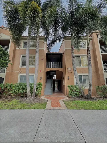 4808 N State Road 7 #13303 Photo 1