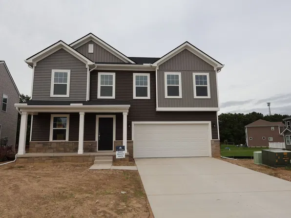 451 Hidden Riv W, Holly, MI 48442