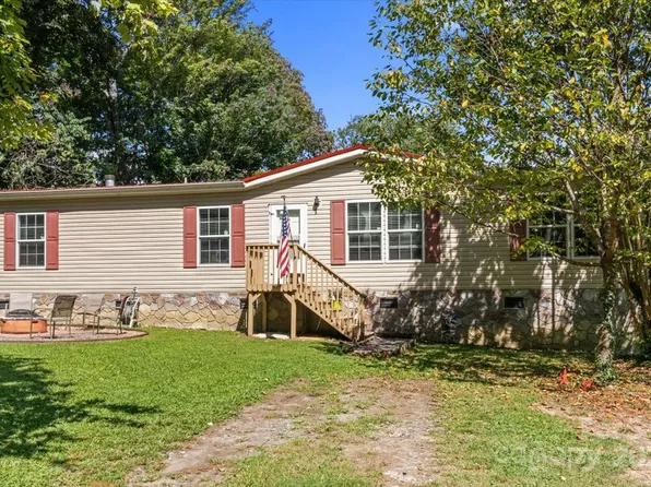 132 Bailey Mountain Rd, Mars Hill, NC 28754