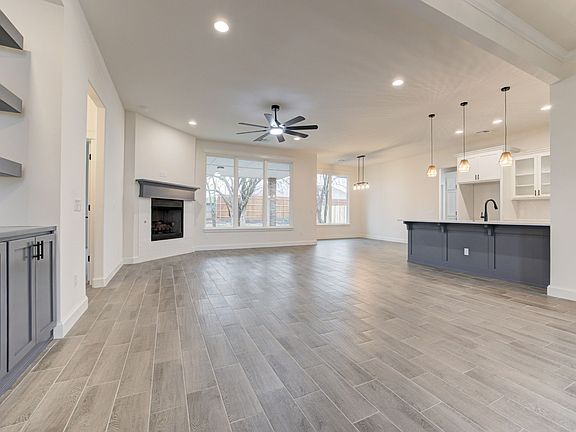 4th image of 3105 Pescara Dr
