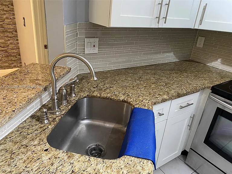 16387 Water Way #16387 — Photo 21