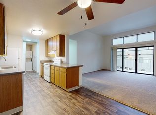 Lakeview Court, Seattle, WA 98115