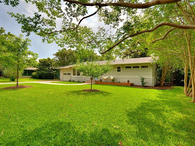 2nd image of 6409 Cary Dr