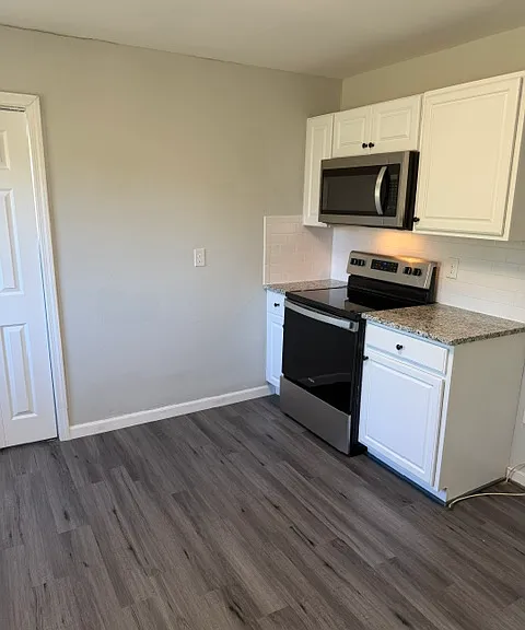 4611 Hickory Rd — Photo 16