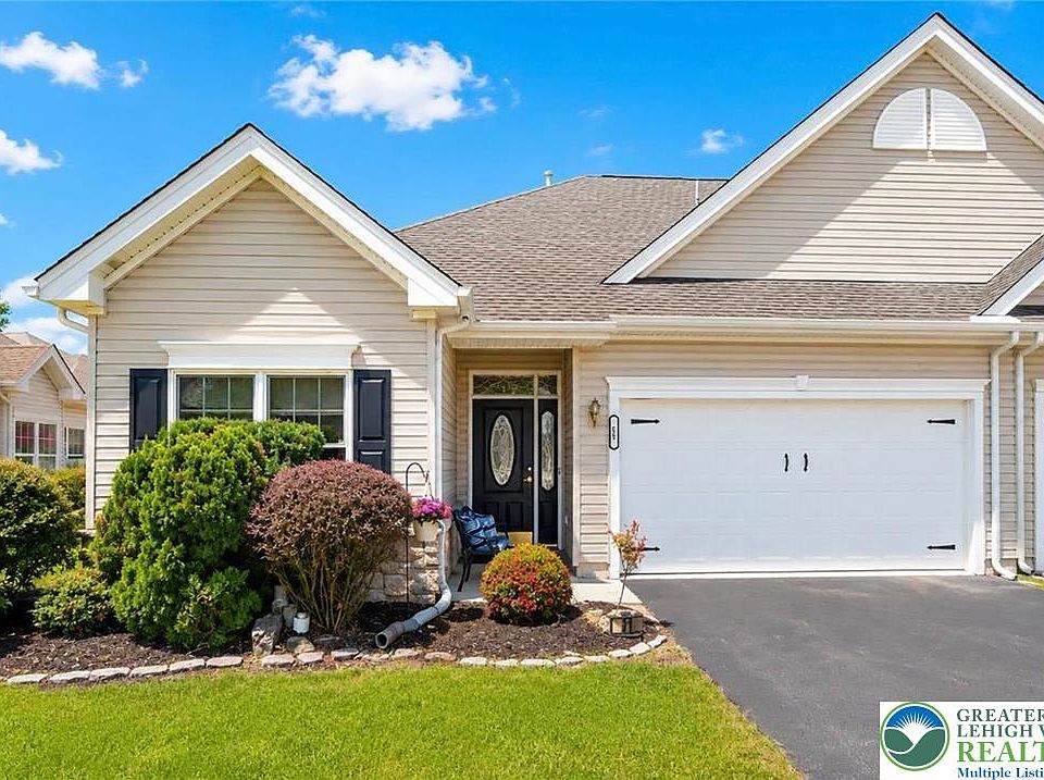 1st image of 81 Moor Dr