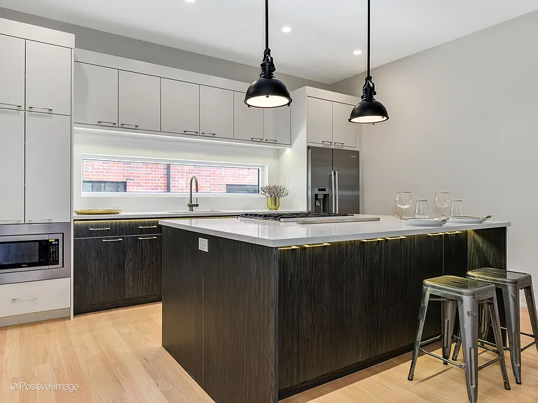 6915 N Western Ave #5 — Photo 11