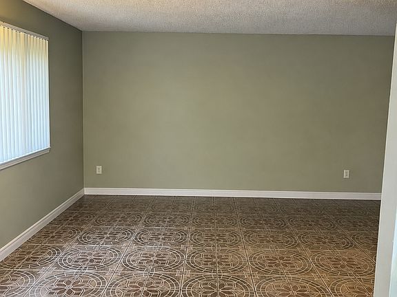 3rd image of 16122 S Ainsworth St APT 3