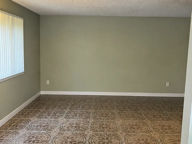 16122 S Ainsworth St #3 — Photo 5
