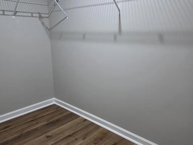 697 Armitage Way — Photo 37